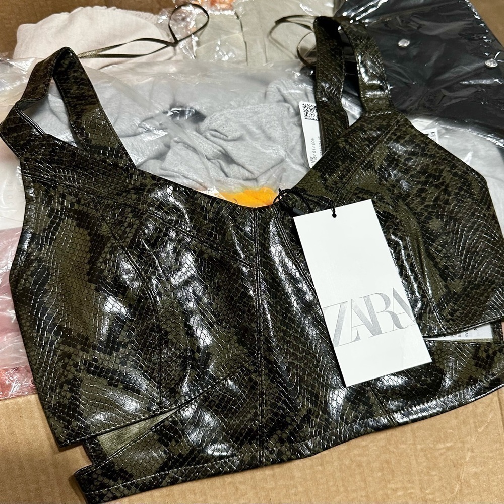 ZARA ANIMAL PRINT CUT OUT TOP 8741/277 - Picture 4 of 8